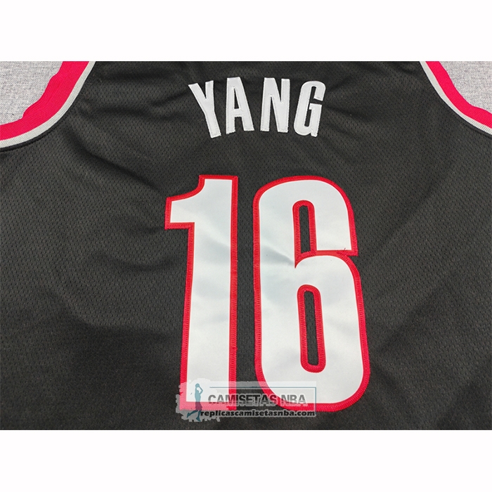 Camiseta Portland Trail Blazers Hansen Yang NO 16 Icon 2025-26 Negro